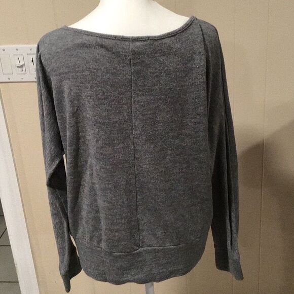 Top, Forever 21 Womens Top, Gray, L/G, long sleeved - Picture 4 of 7